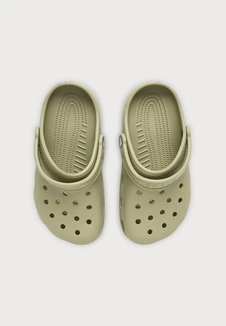 Сандалии Crocs 'Classic' пастельно-зеленого цвета — фото 2