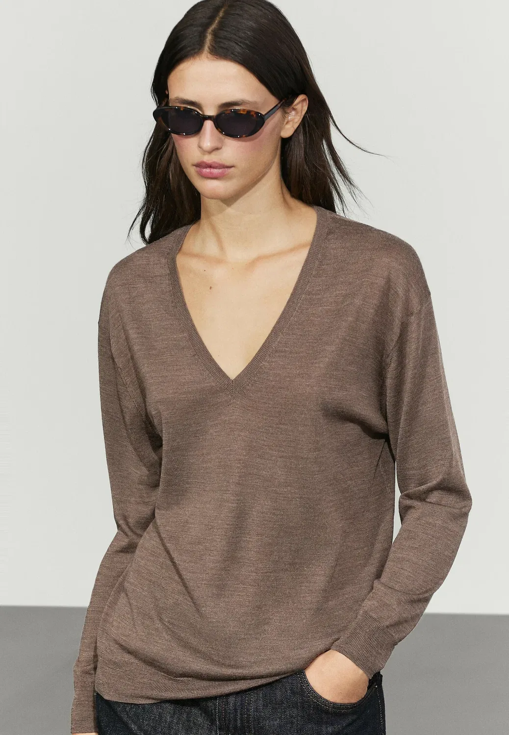 Вязаный свитер оверсайз с V-образным вырезом 05678585 - джемпер Massimo Dutti, Mottled Brown