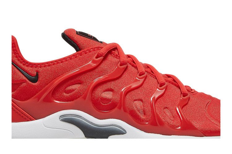 Кроссовки Nike Wmns Air VaporMax Plus 'Chile Red', красный — фото 3