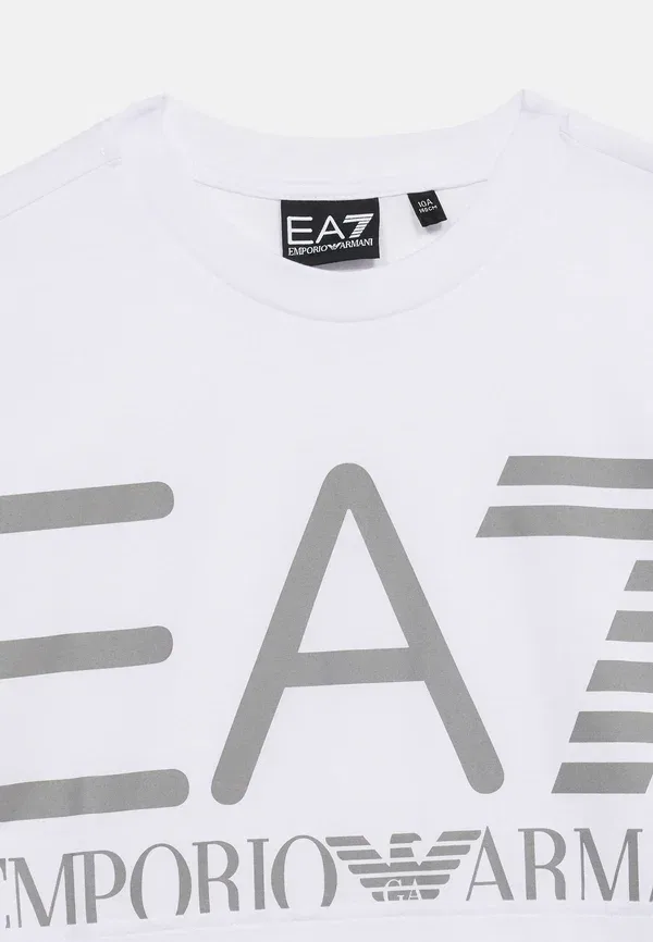 Футболка унисекс с логотипом поезда - принт на футболке Ea7 Emporio Armani, белый — фото 3