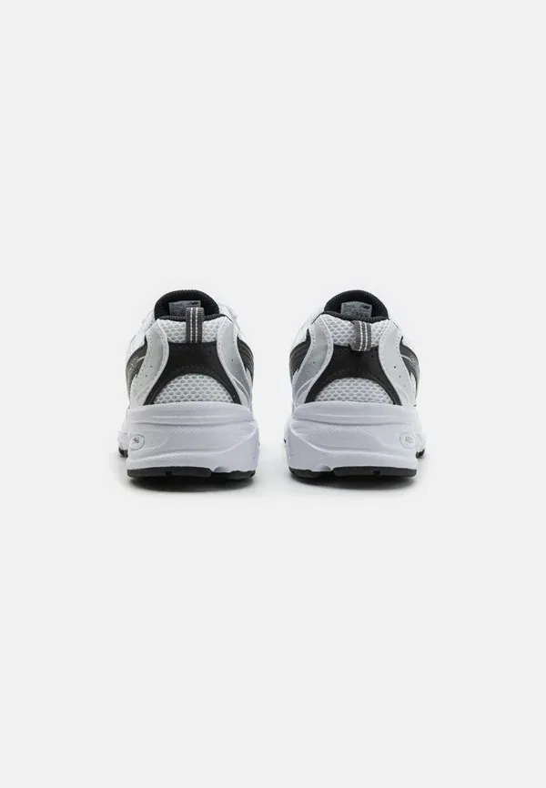 Кроссовки дышащие 530 New Balance, белый/Silver — фото 3