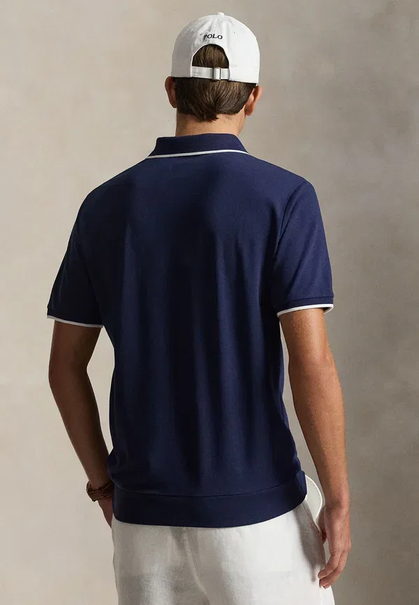 Футболка поло из хлопка с эластаном Classic fit stretch mesh zip polo shirt Polo Ralph Lauren, Newport темно-синий — фото 3