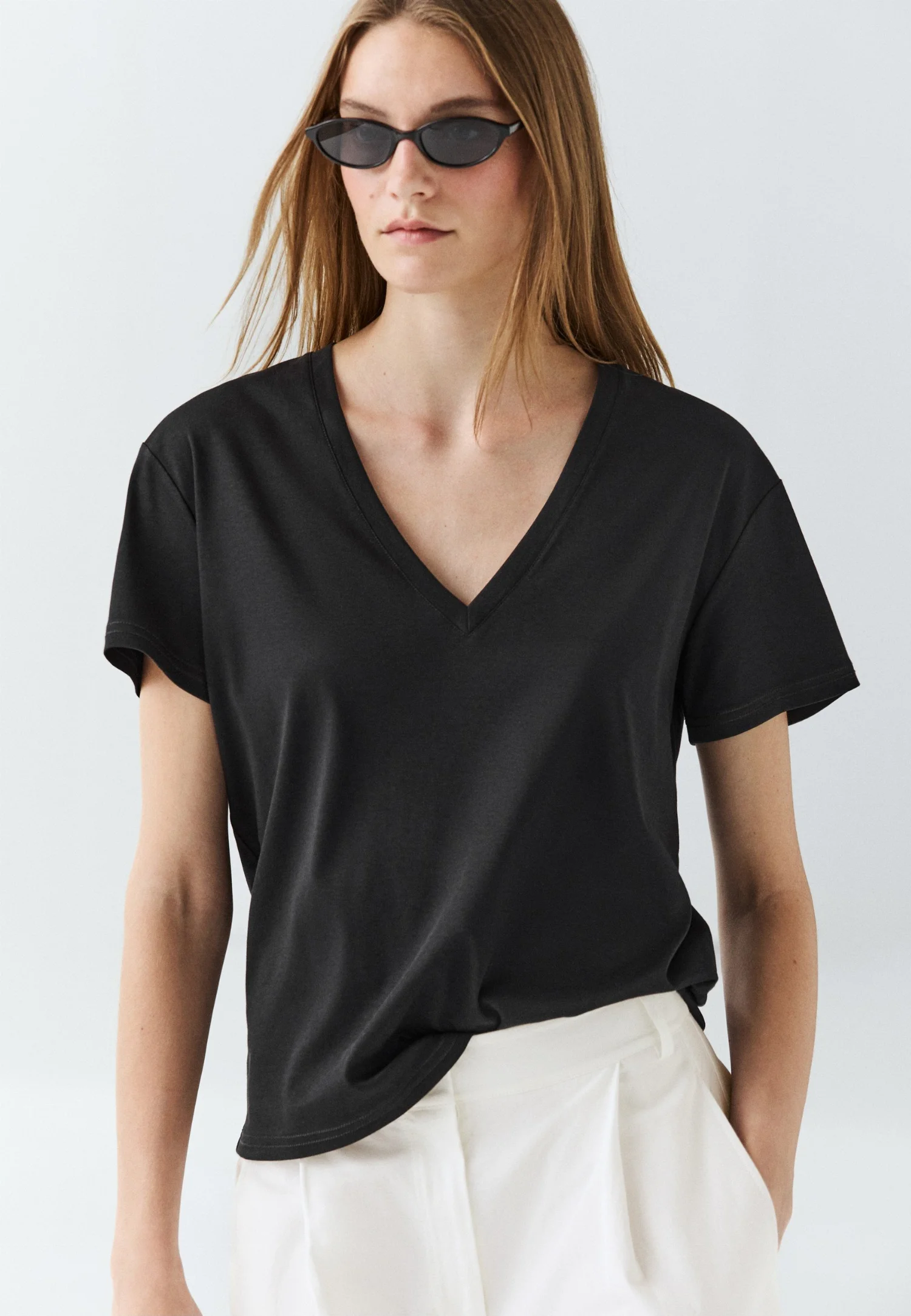 Базовая футболка Massimo Dutti, черный