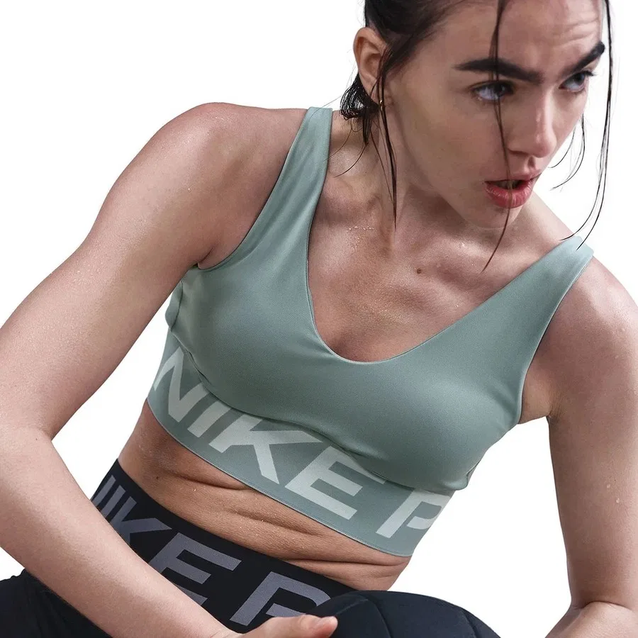Спортивный бюстгальтер с глубоким вырезом Pro Indy Plunge Nike, Зеленый — фото 4