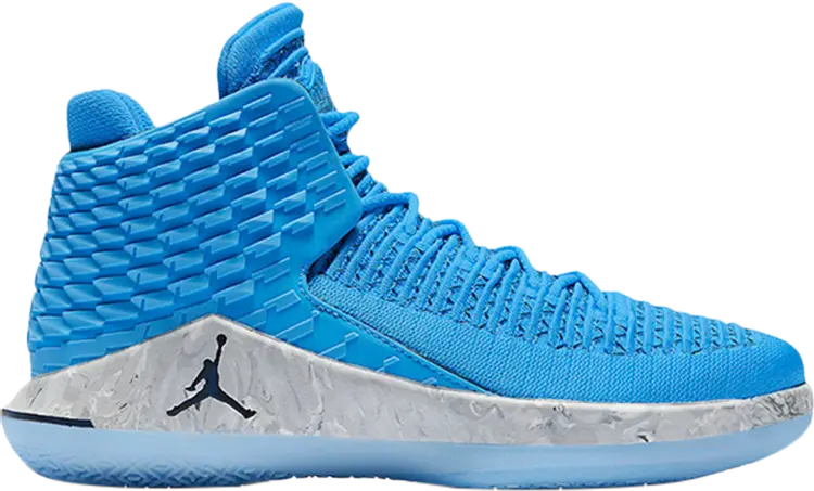 

Кроссовки Air Jordan 32 ‘UNC’, синий