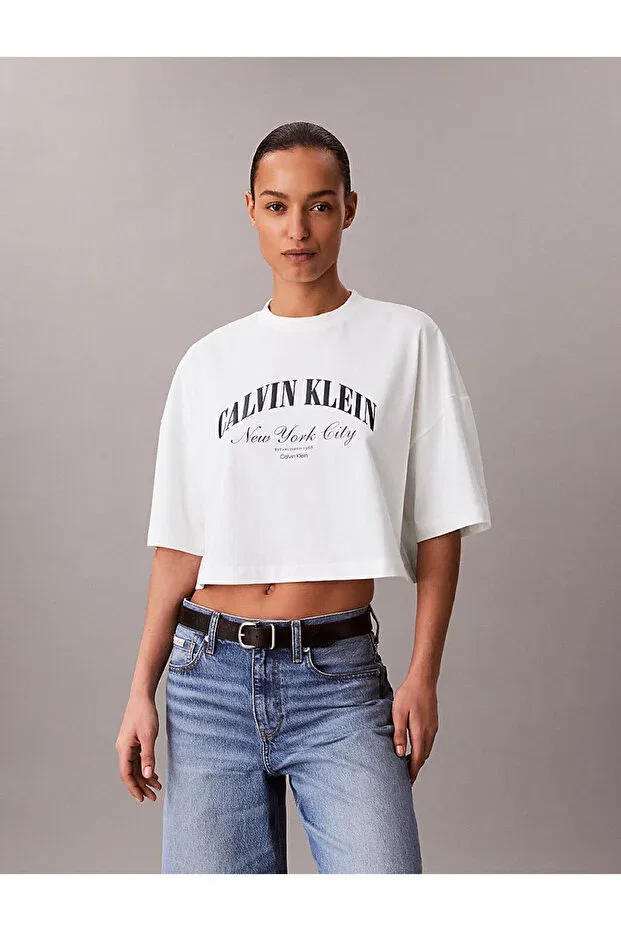 Женская хлопковое укороченное футболка с принтом Calvin Klein, White — фото 2