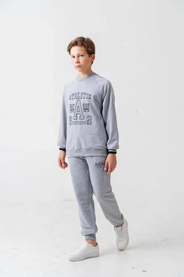Детский спортивный комплект для мальчиков с принтом Athletic Printed Boys' Top And Bottom Tracksuit Set Mışıl Kids, Gray Melange — фото 2