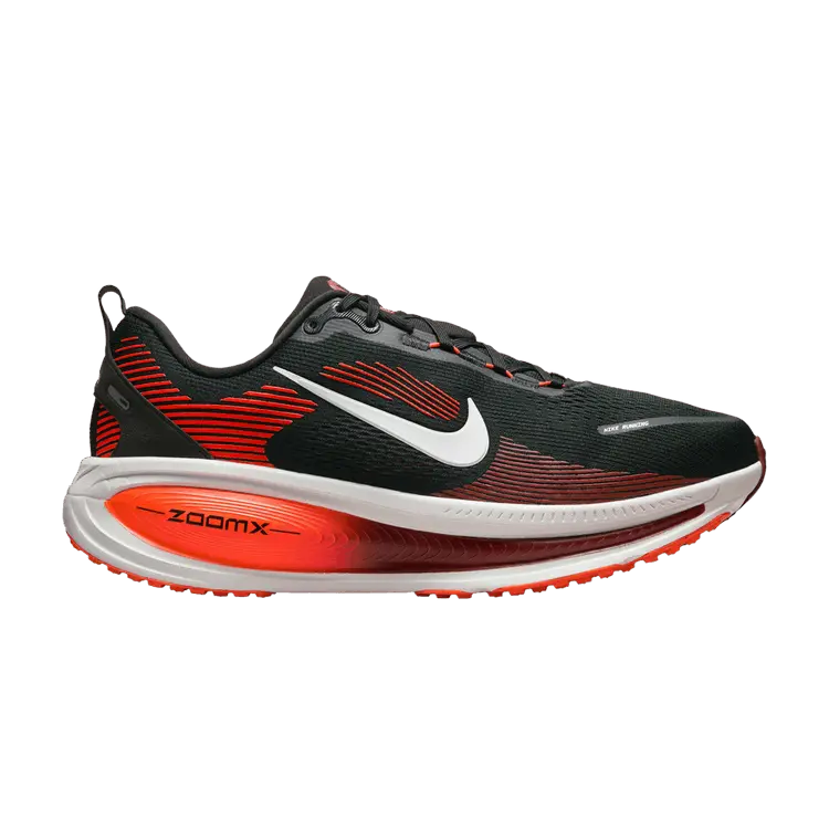 

Кроссовки Nike Vomero 18 Extra Wide 'Black Bright Crimson', черный