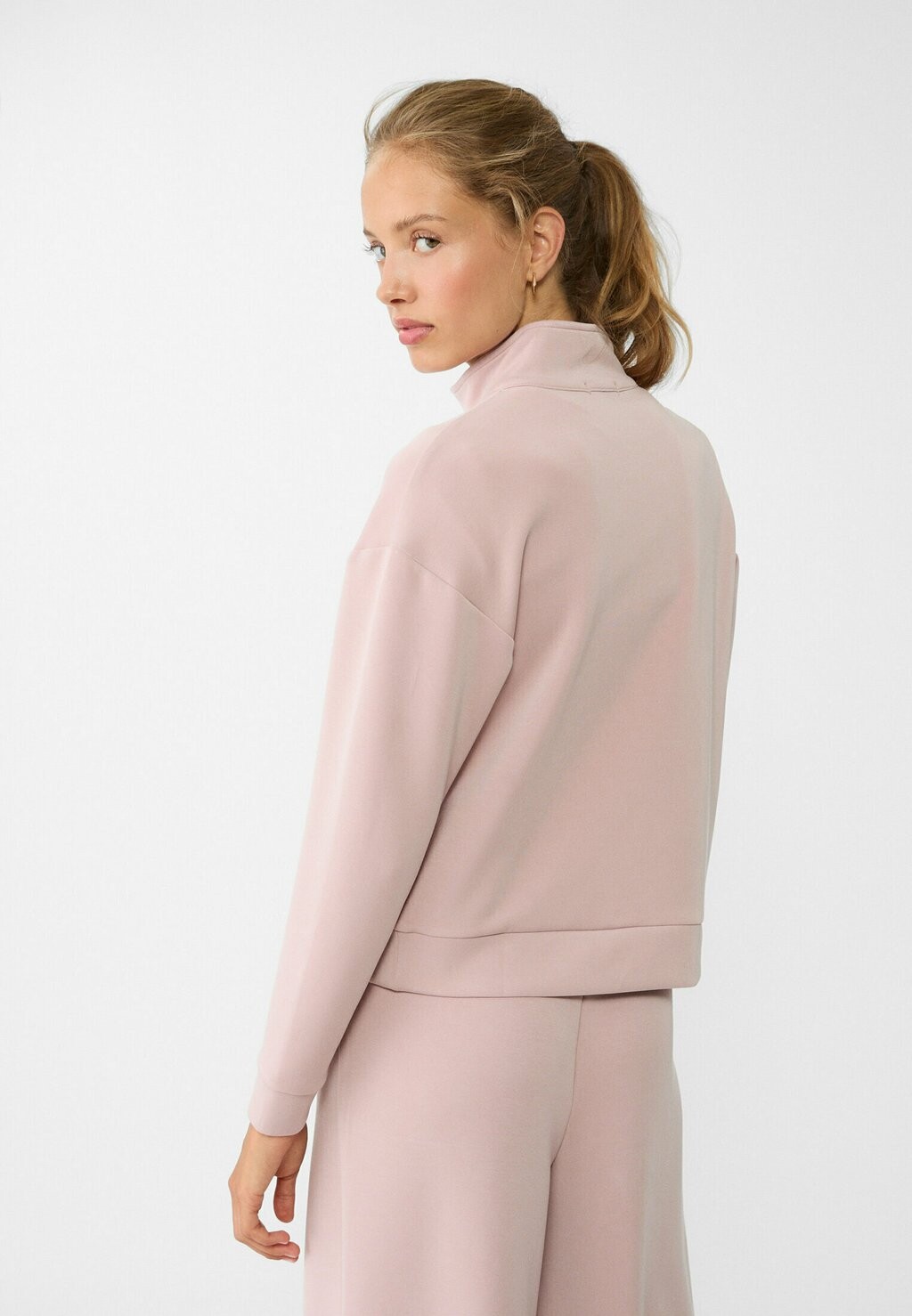 

Толстовка SOFT-TOUCH Stradivarius, розовый