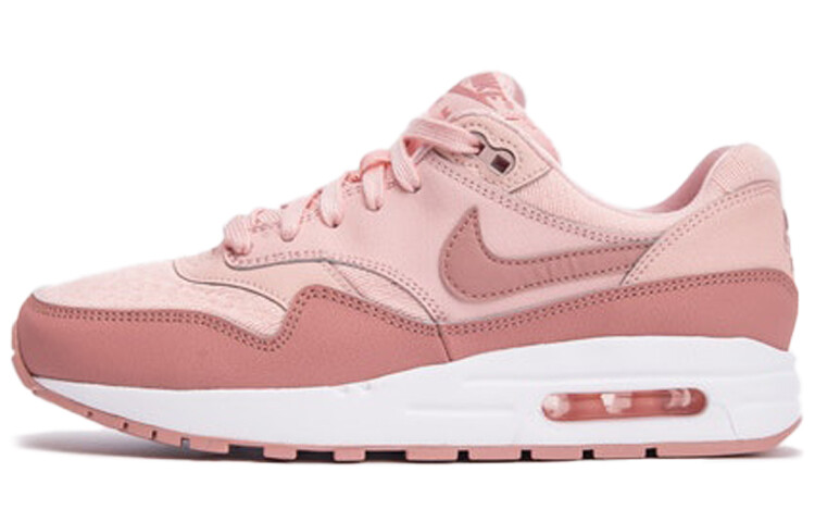 Женские кроссовки Nike Air Max 1