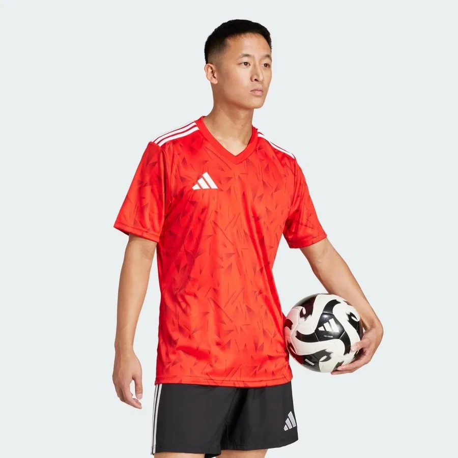 Футболка спортивная с V-образным вырезом Team Icon 25 adidas, Красный — фото 3