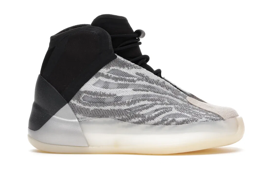 Детские кроссовки Lifestyle Adidas Yeezy QNTM, Qntm