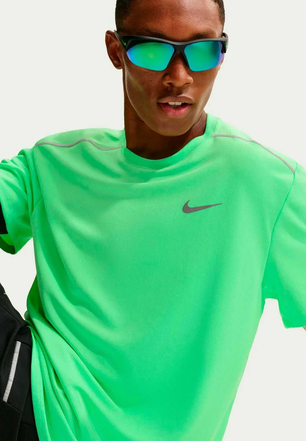 Laufshirt miler - футболка с принтом Nike Performance, Illusion Green Reflective Silv — фото 4