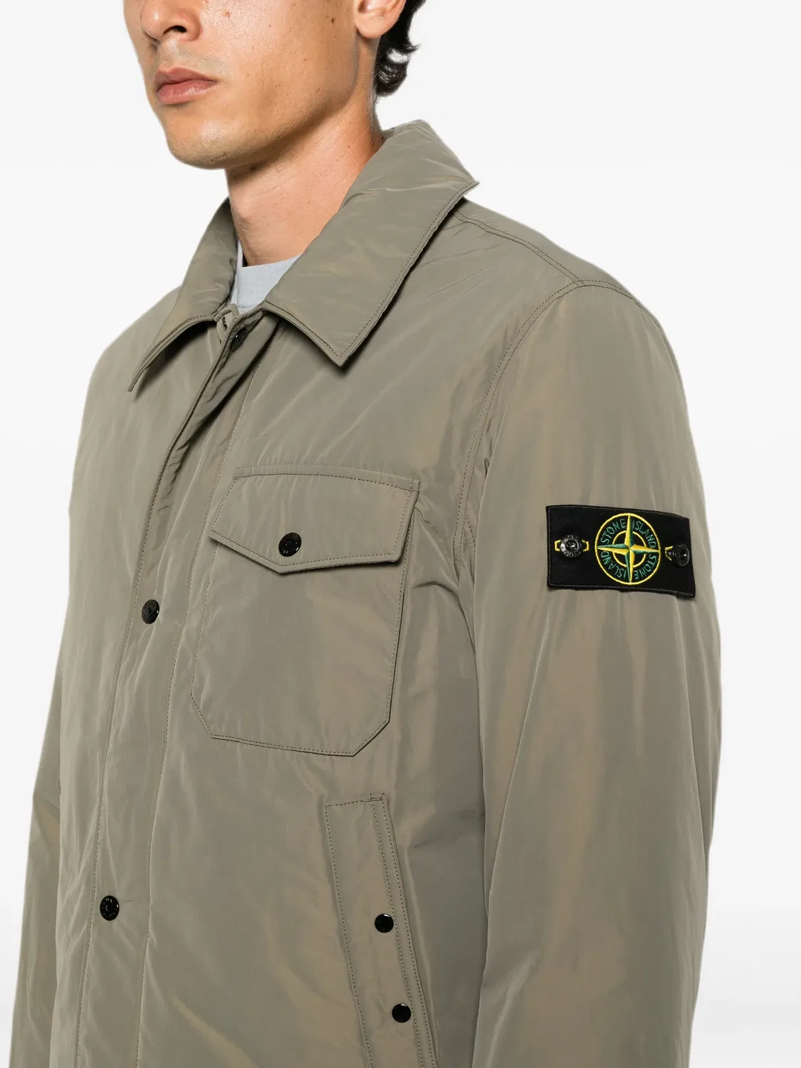 Легкая куртка с логотипом зеленая Stone Island, зеленый — фото 2