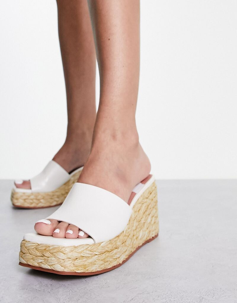 

Белые туфли на танкетке ASOS DESIGN Teo