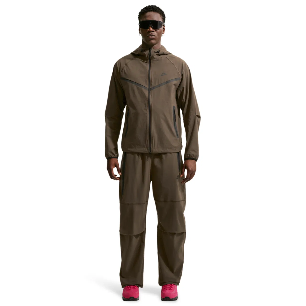 Мужская куртка Tech Woven Windrunner Nike, цвет Dark Hazel/Black/Dark Hazel — фото 4