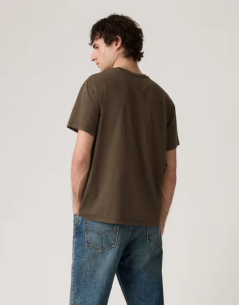 Футболка Levi's Essential с карманом, коричневый — фото 2