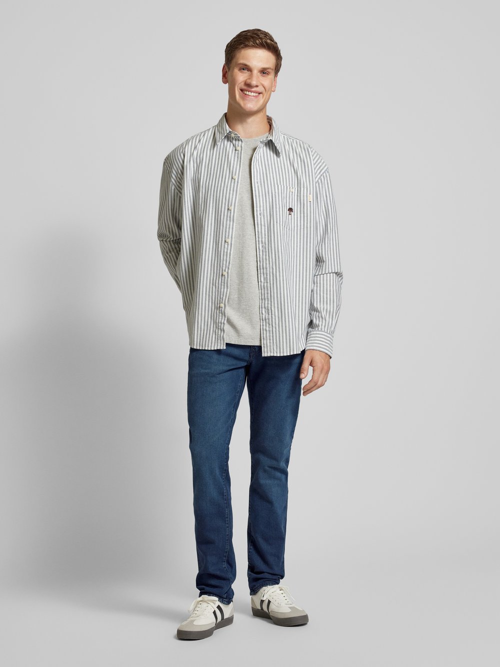 

Джинсы облегающего кроя с пятью карманами, модель «511» Levi's
