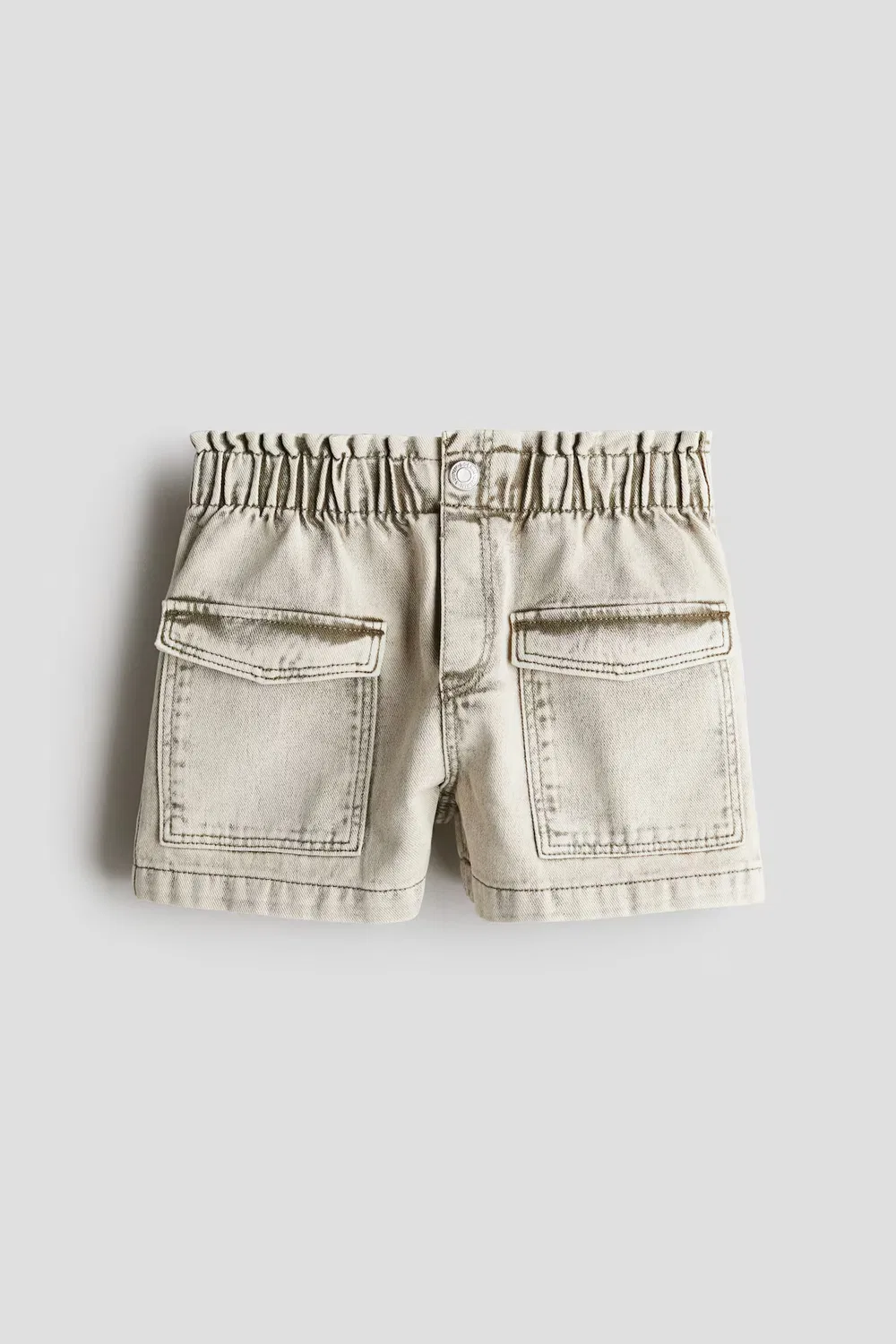 Свободные джинсовые шорты H&M, Blasses Denimgrün
