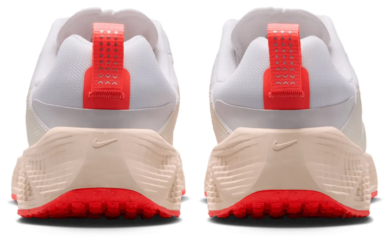 Кроссовки для мальчиков Ava Rover Nike, цвет White/Hot Lava/Chalk — фото 3