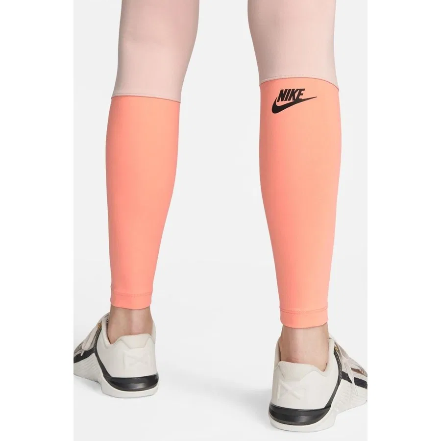 Женские леггинсы для тренировок с высокой посадкой и принтом Nike One High Waisted Training, Розовый — фото 4