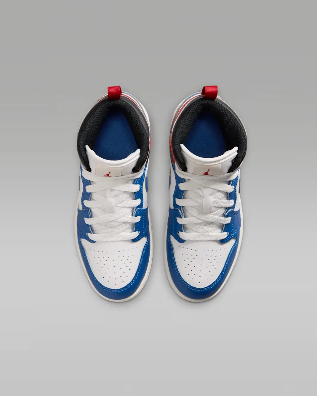 Детские кроссовки Jordan 1 Mid, True Blue/Varsity Red/Black/Summit White — фото 4