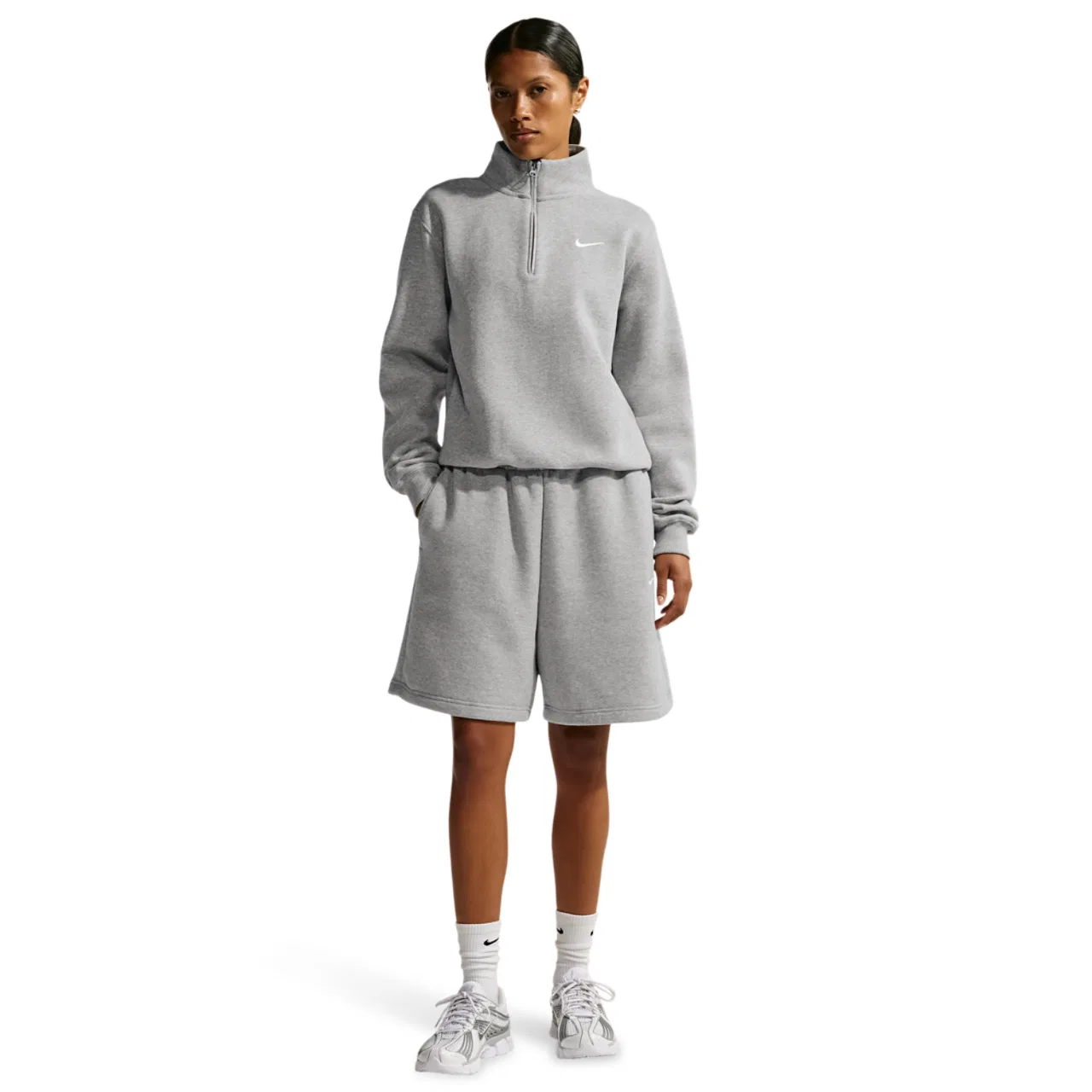 Женский флисовый свитшот на молнии с вышитым логотипом Studio Fleece Midweight Quarter Zip Nike, Dark Grey Heather/Sail — фото 4