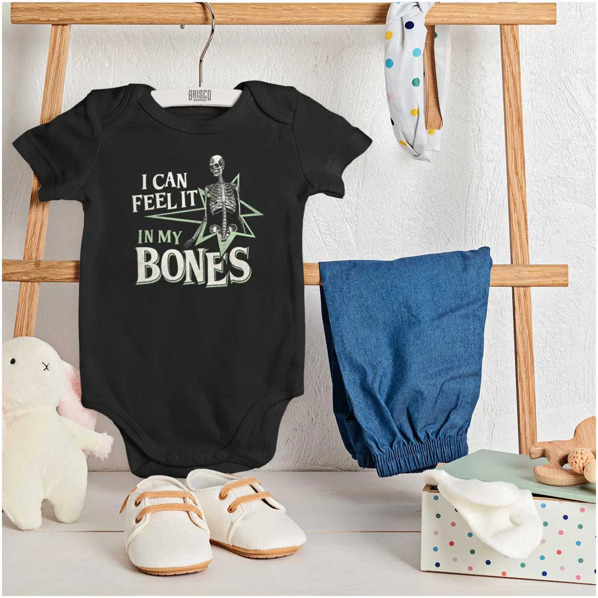 Детский боди-комбинезон с принтом I Can Feel It In My Bones Brisco Brands, Black — фото 3