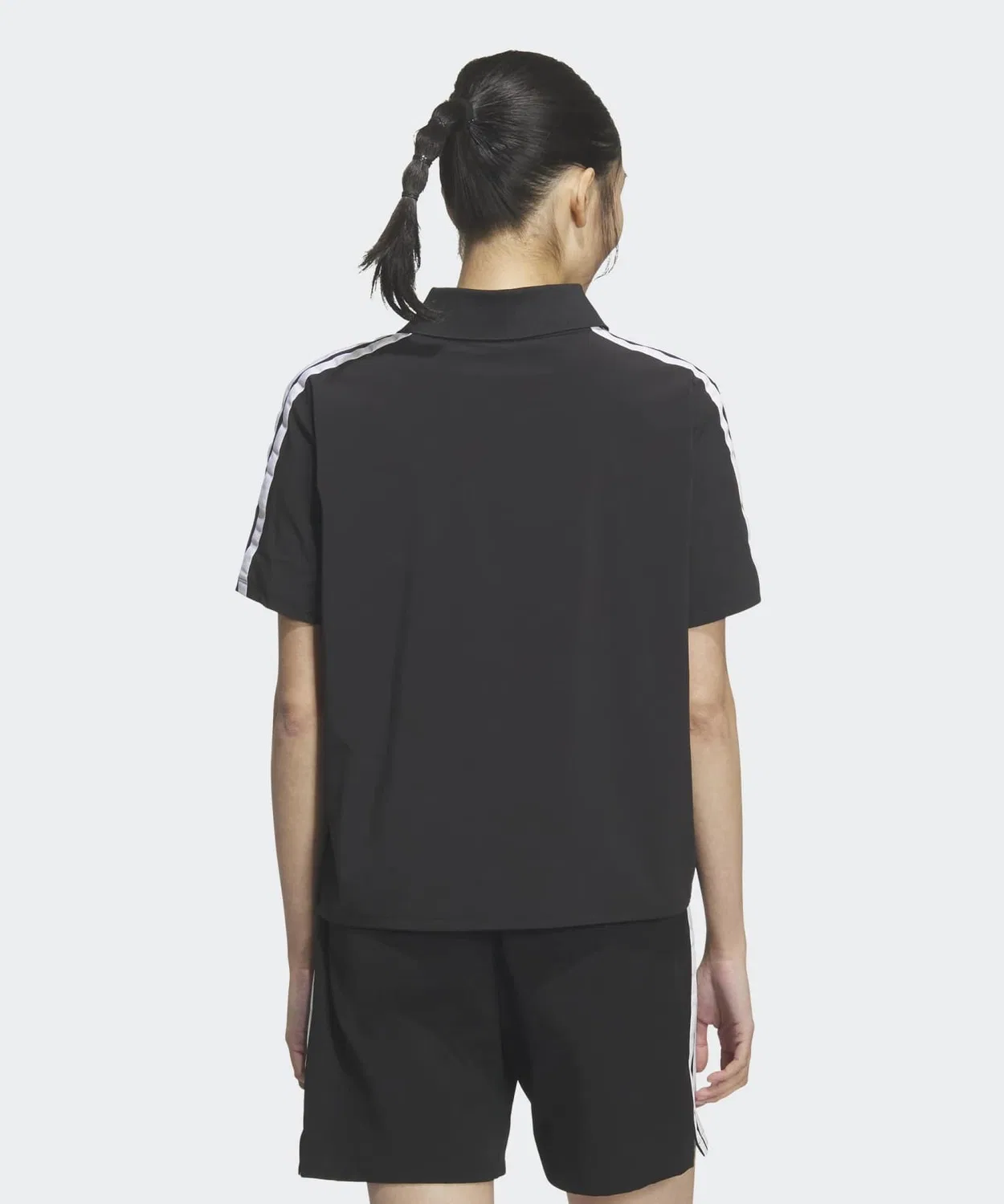 Женская рубашка-поло свободного кроя с коротким рукавом Three Stripes Woven Adidas, Black — фото 2