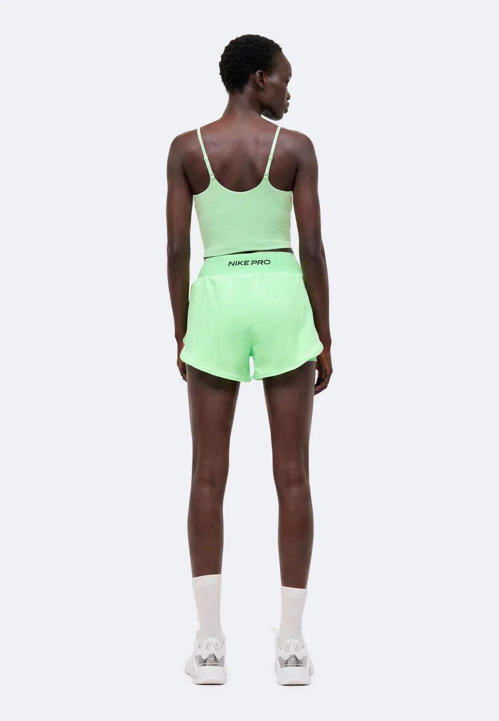 W np df sculpt 2n1 3in hr shrt - шорты 2-в-1 Nike Performance, Illusion Green/Black — фото 3
