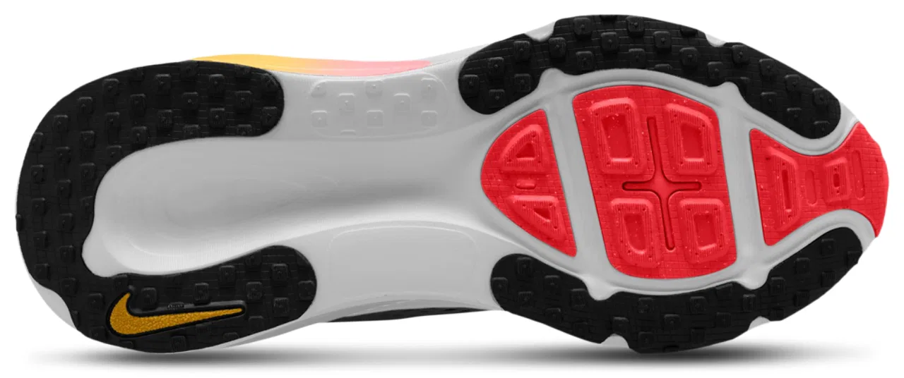 Кроссовки для мальчиков Vomero 18 Nike, цвет Black/Bright Crimson/Light Crimson — фото 4