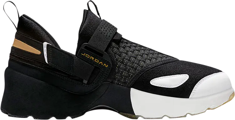

Кроссовки Jordan Trunner LX BHM, черный