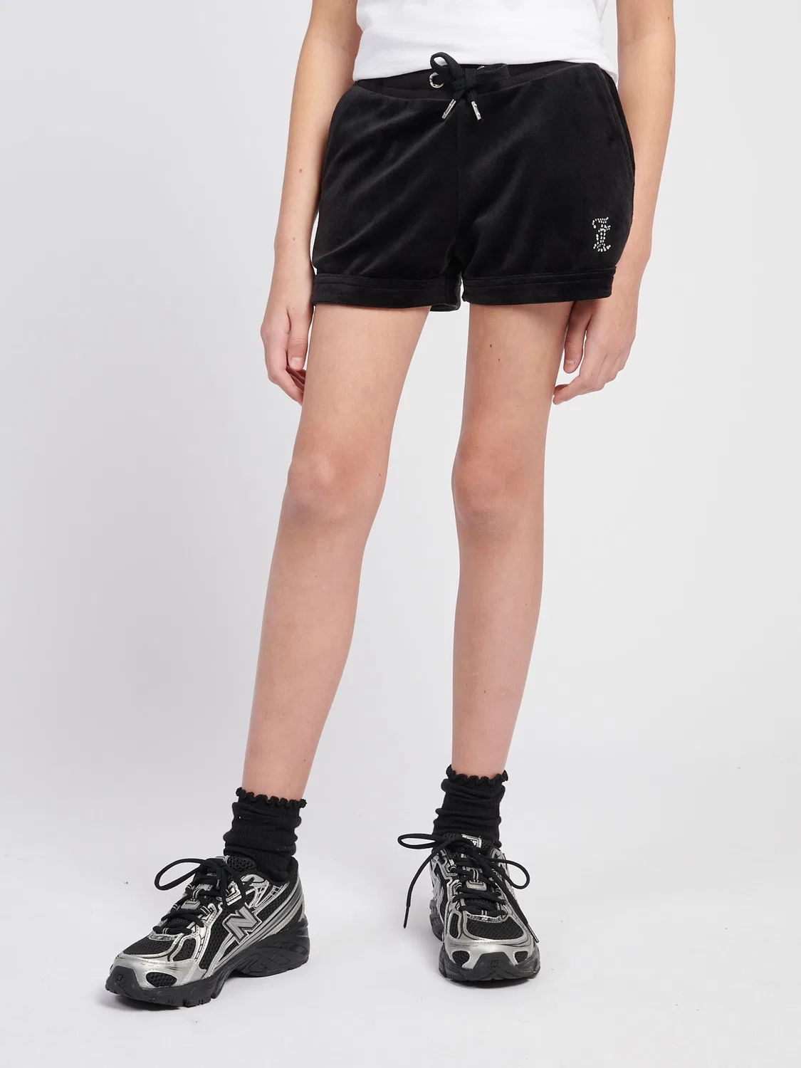 Шорты из велюра с отворотом Juicy Couture, черные