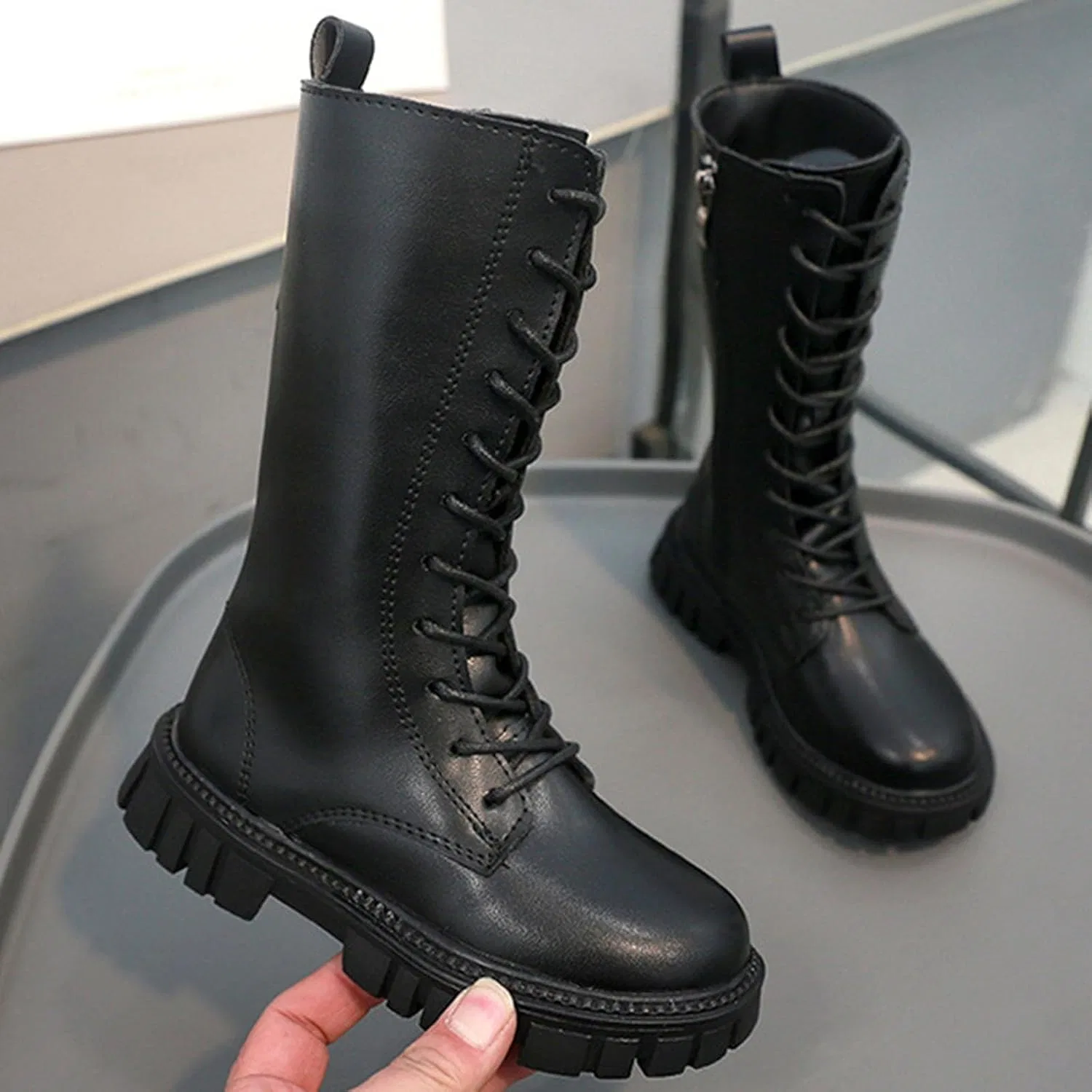Детские ботинки для девочек на шнуровке с боковой молнией White Combat Boots, Black — фото 3
