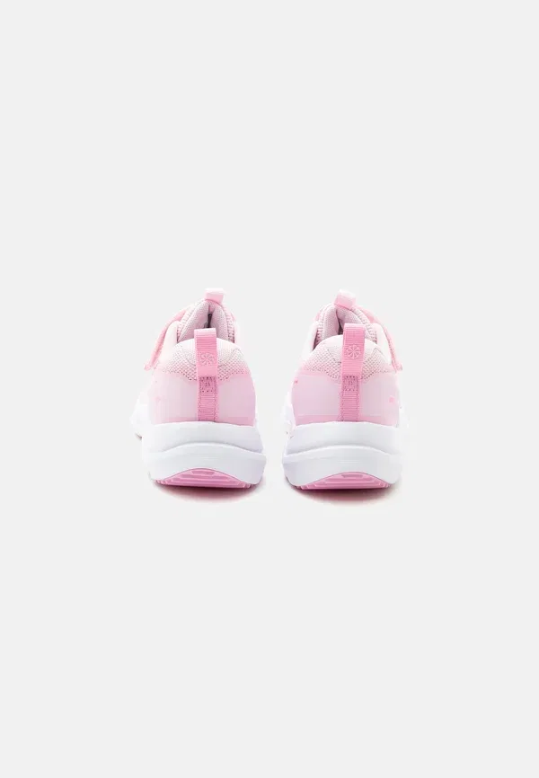 Кроссовки для бега с защитой от холода Cosmic runner, Nike Performance, Pink Foam, розовый/розовый — фото 3