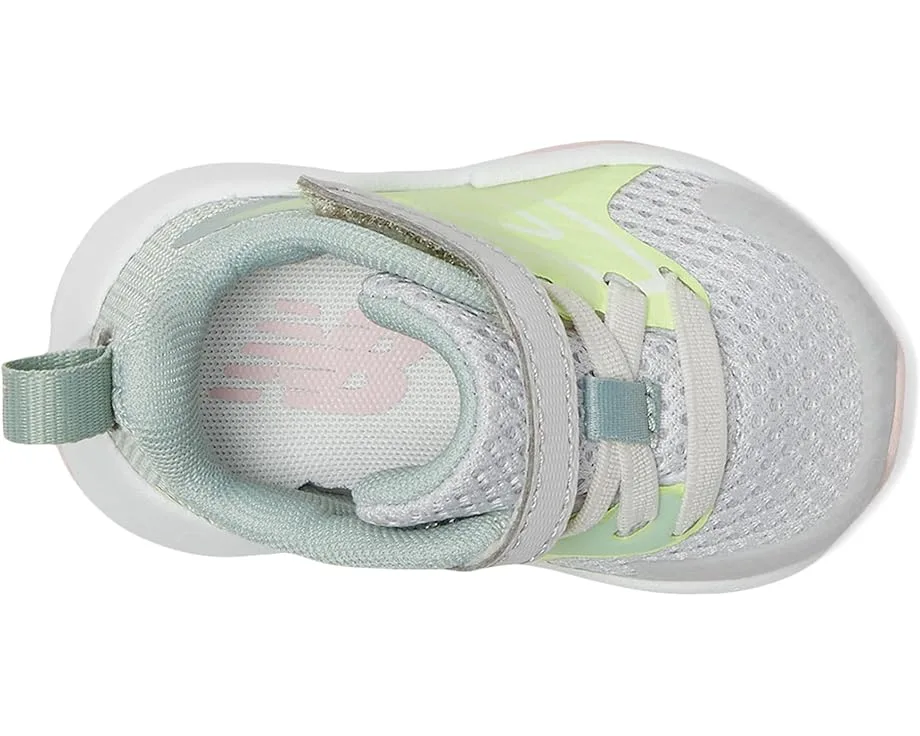 Кроссовки New Balance Kids Rave Run v2 Bungee Lace with Top Strap, Grey Matter/Mint Flash/Mosaic GreenSee Less — фото 2