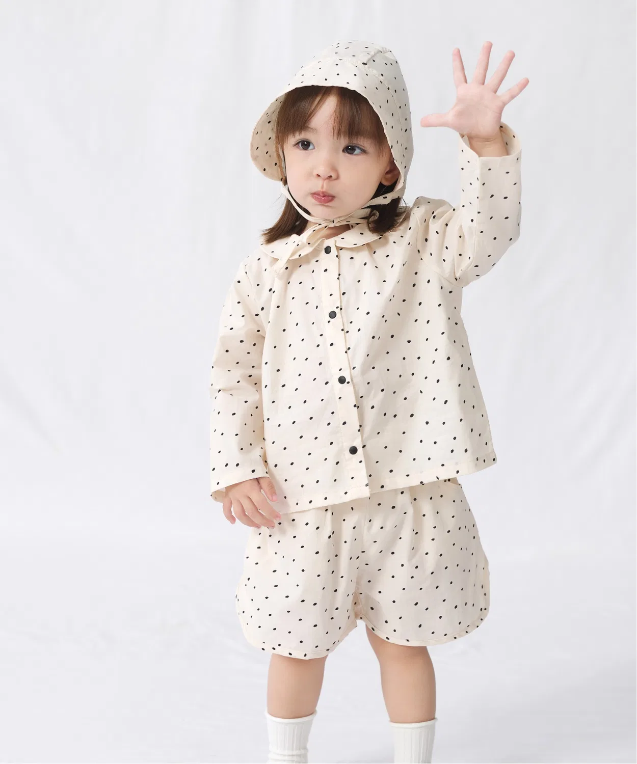 Детские шорты для девочек с принтом в горошек, модель Dot Straight, enhenn, Beige