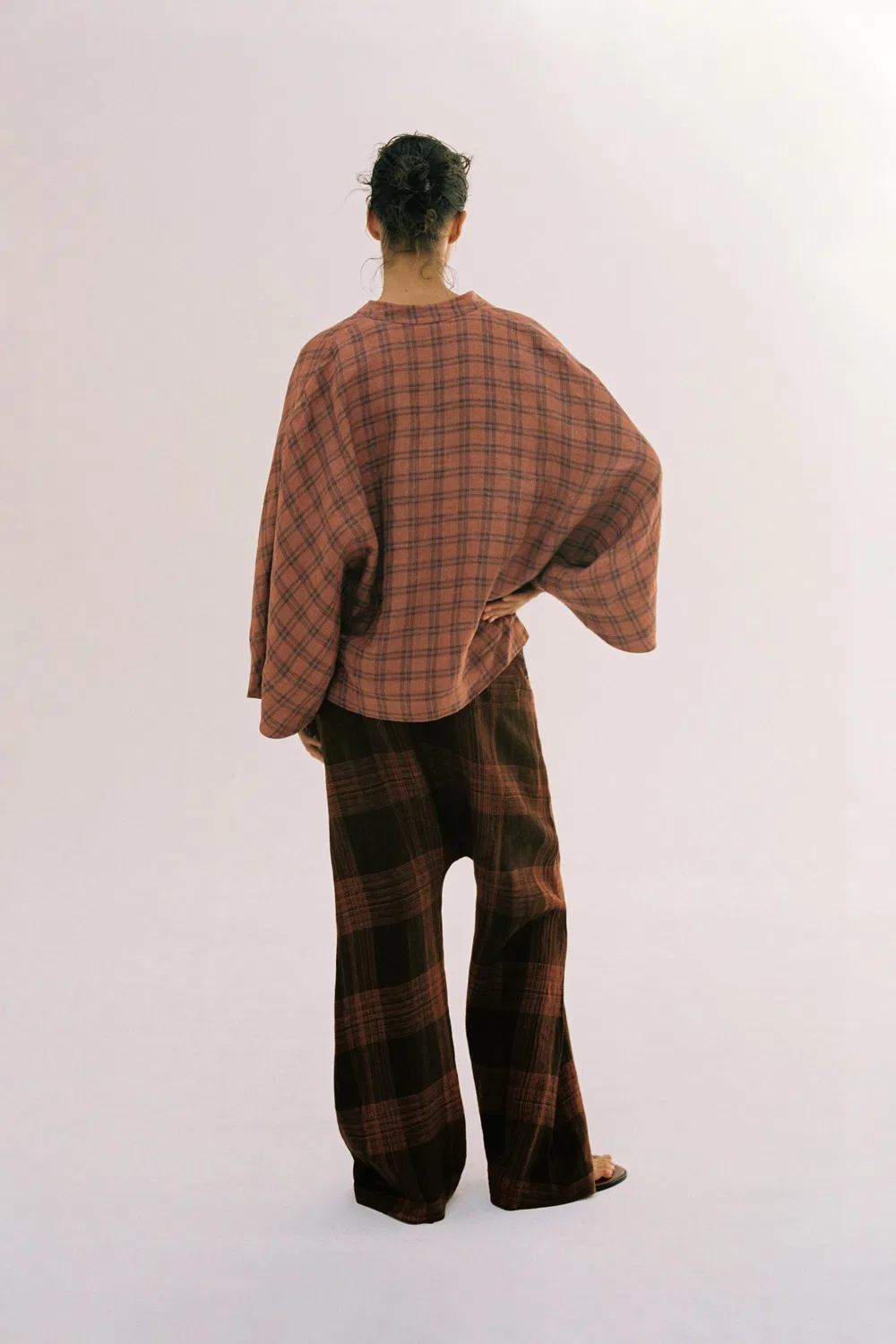 Брюки из клетчатого льна из коллекции ZW ZARA, Brown — фото 2