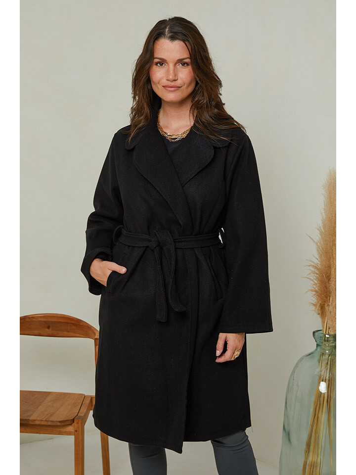 

Куртка Curvy Lady, черный