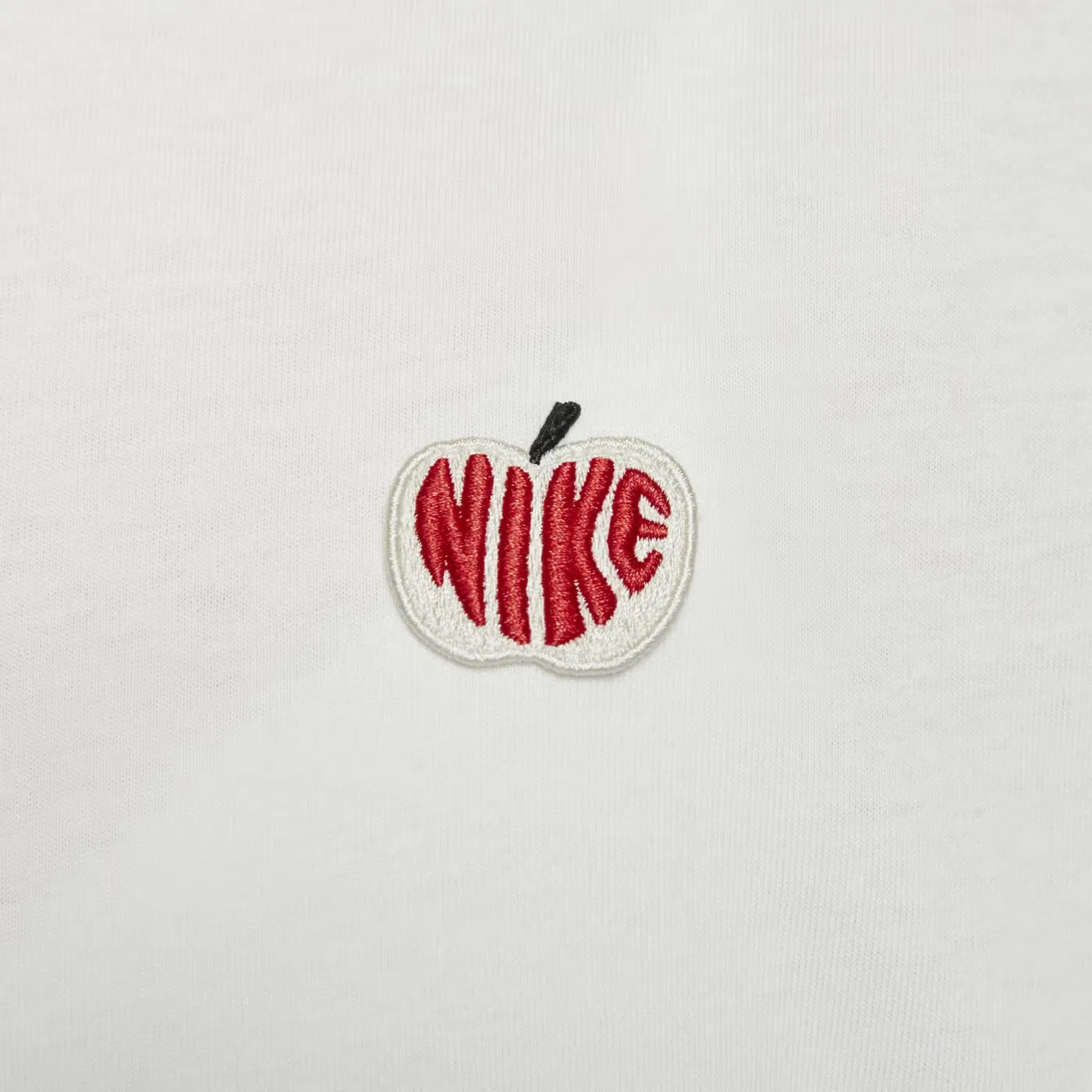 Лонгслив оверсайз с принтом Valentine's Day Nike, айвори — фото 4