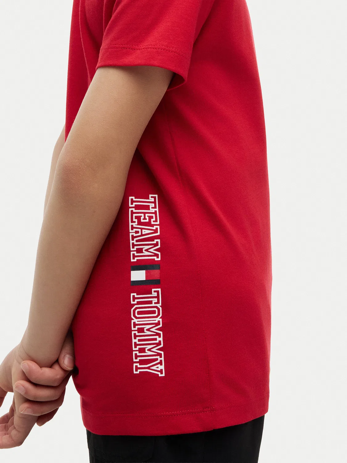 Футболка стандартного кроя для мальчика Team Graphic Tommy Hilfiger, красный — фото 4