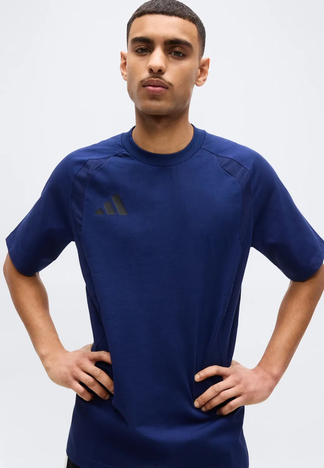Футболка Tiro travel - спортивная футболка Adidas Performance, Team Navy Blue 2/Black — фото 4