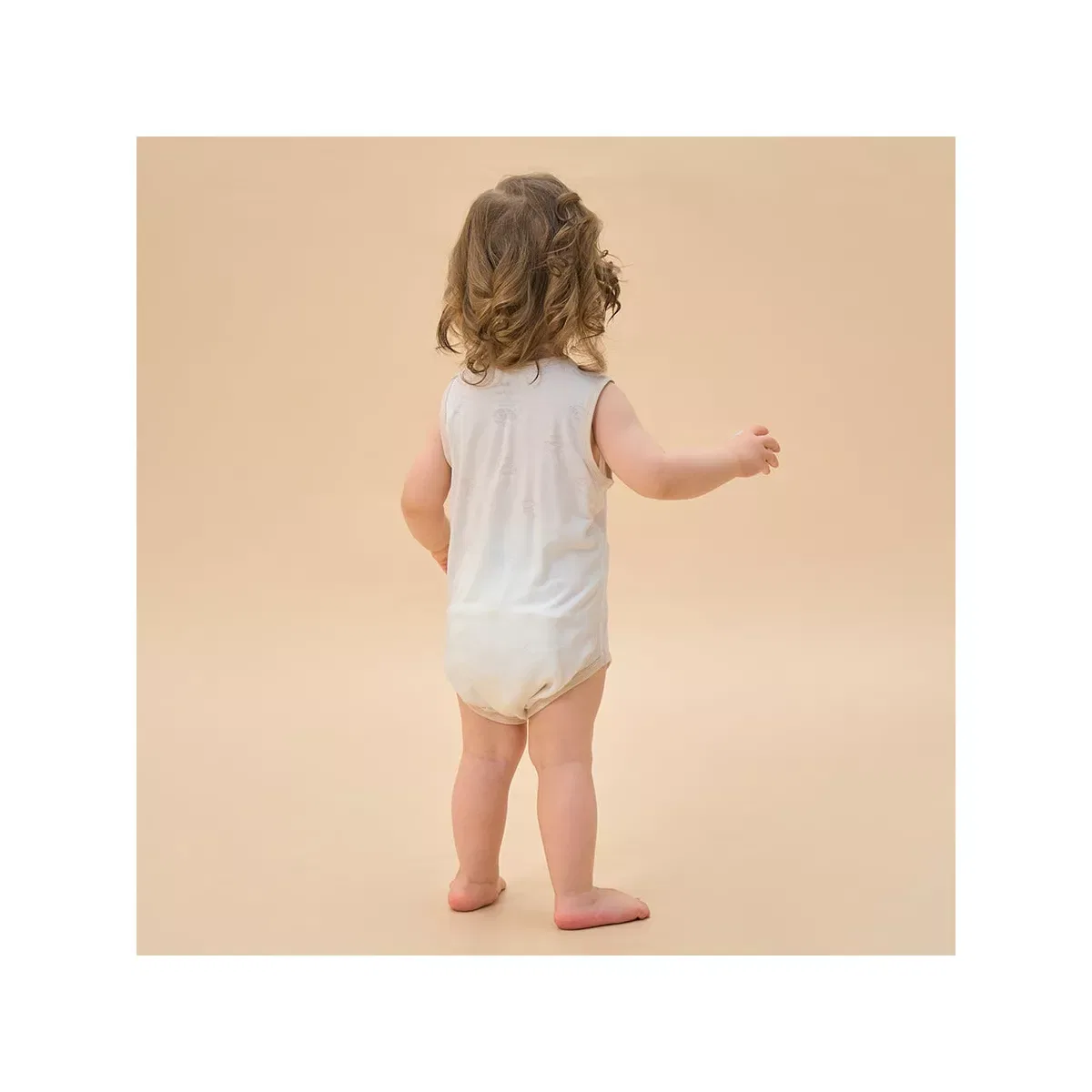 Детское боди без рукавов из TENCEL Modal Laimi Bloom, White Panda — фото 4