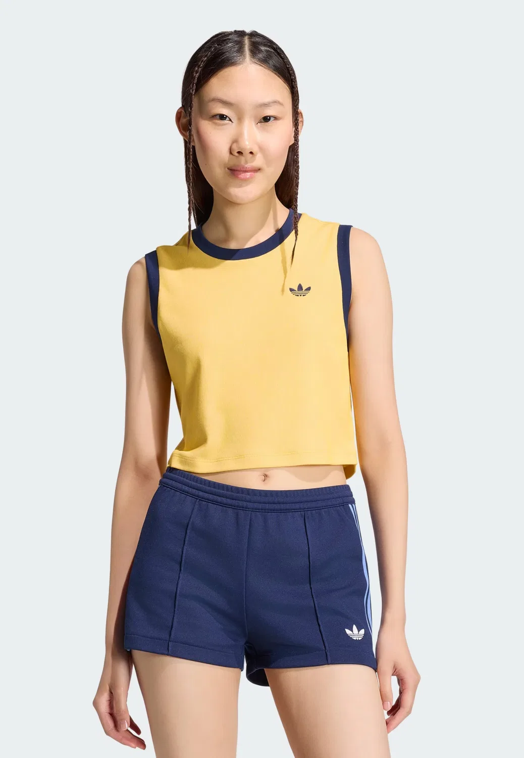 Футболка Adidas Originals лимонного цвета — фото 2