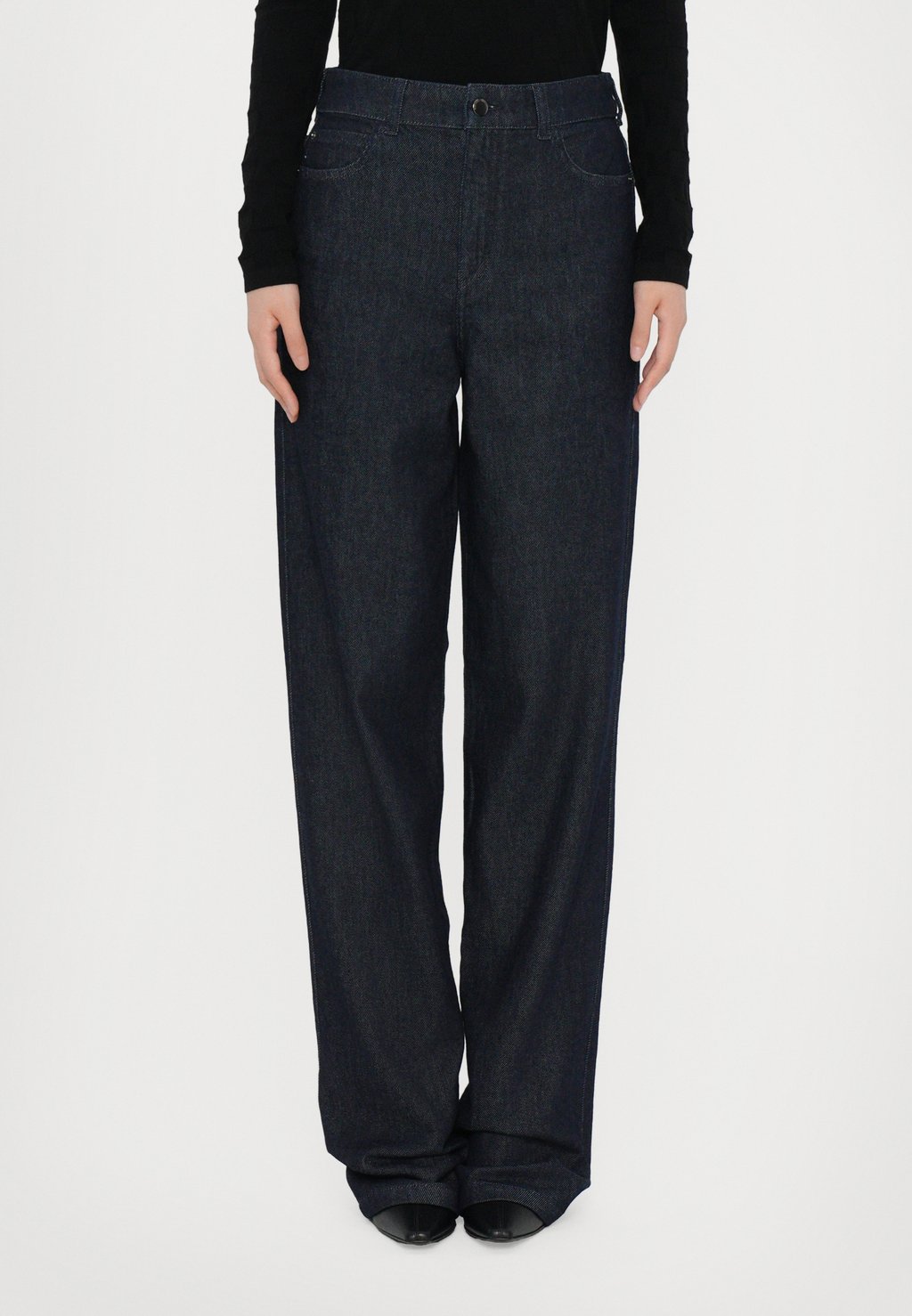 

Джинсы свободного кроя POCKETS PANT Emporio Armani, синий