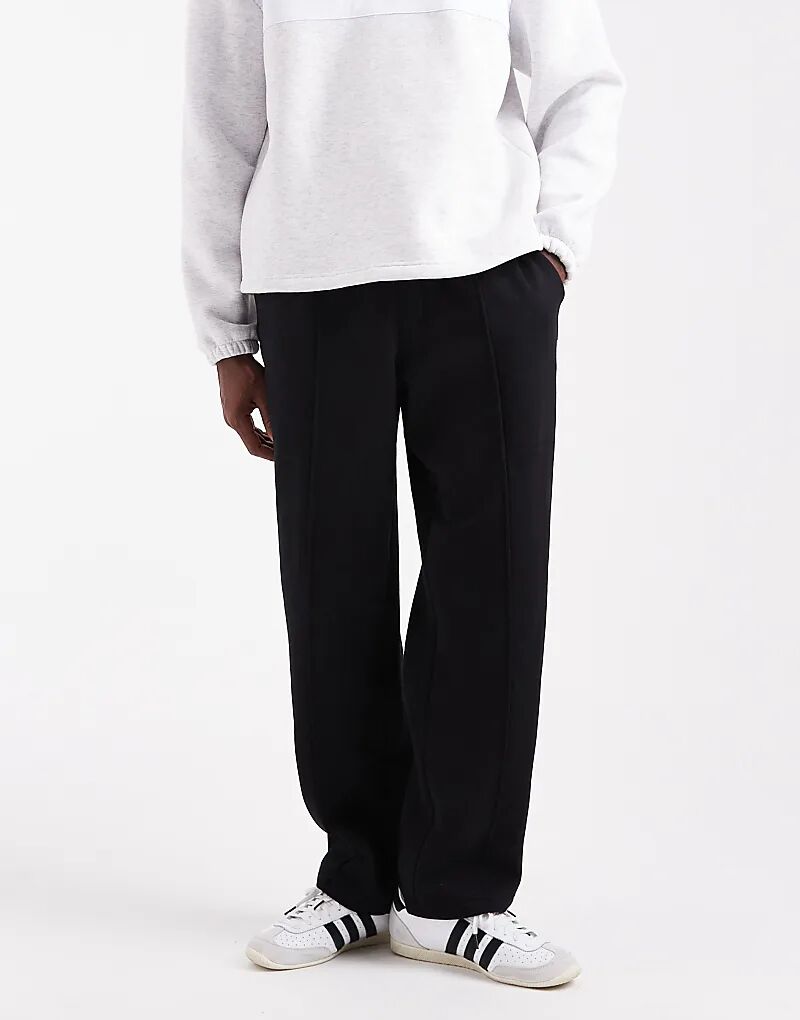 

Широкие брюки-джоггеры Jack & Jones с защипами, черного цвета