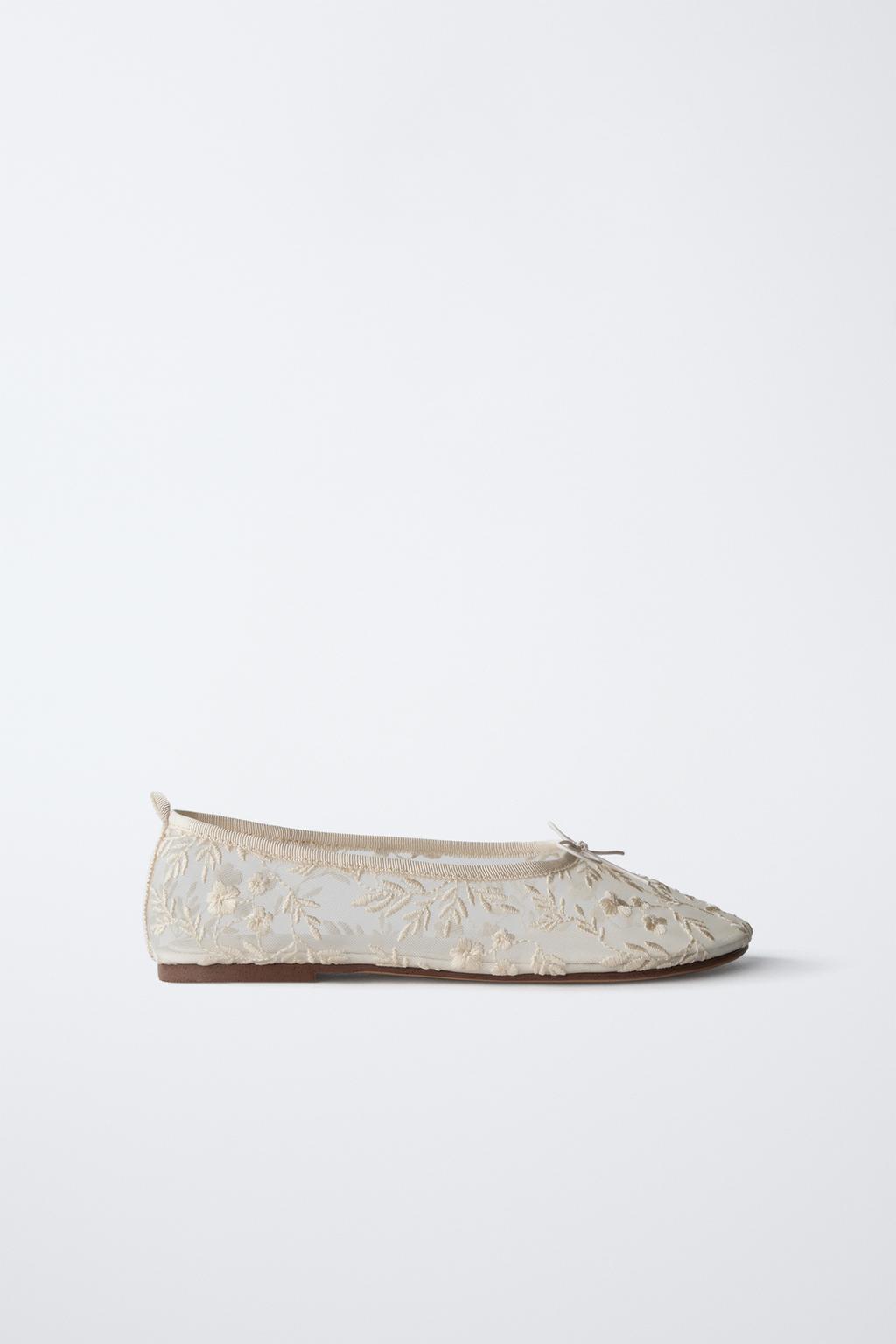 

Вышитые балетки ZARA, цвет Ecru White