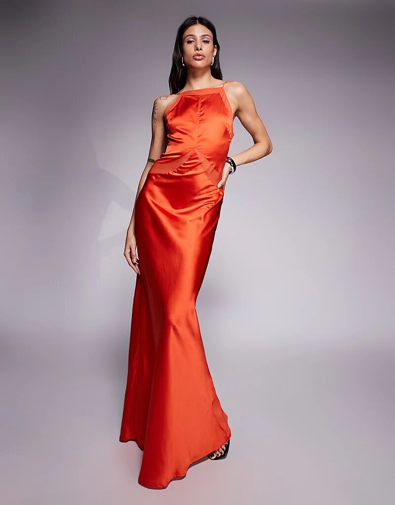 

Платье макси ASOS DESIGN из смеси атласа и шифона с квадратным вырезом и высоким воротом красного цвета