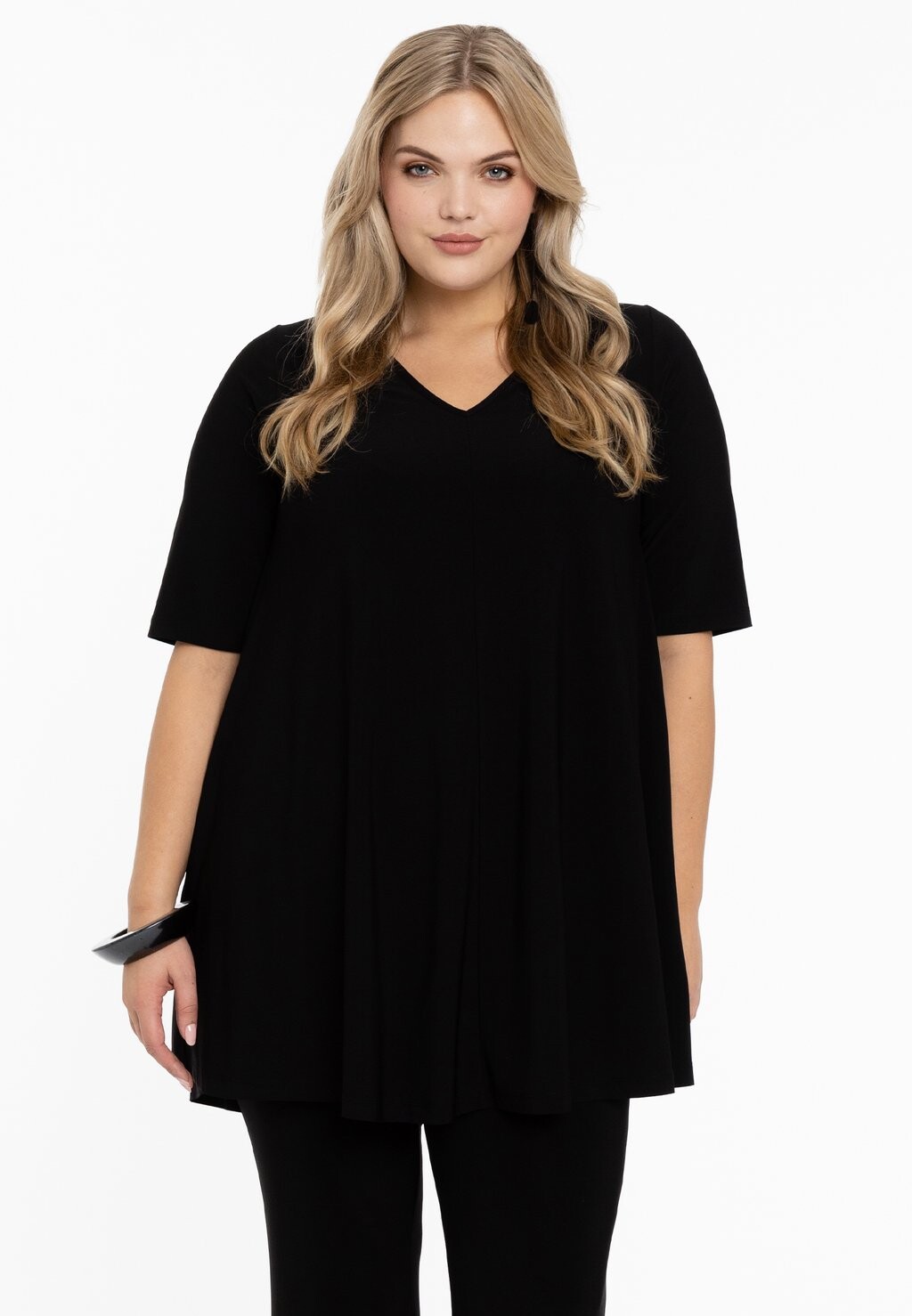 

Туника V-NECK Yoek, черный