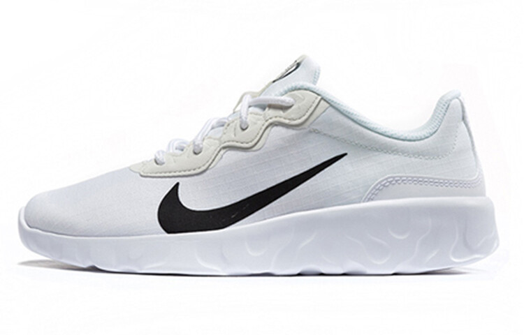 

Кроссовки Nike Explore Strada, белый/черный